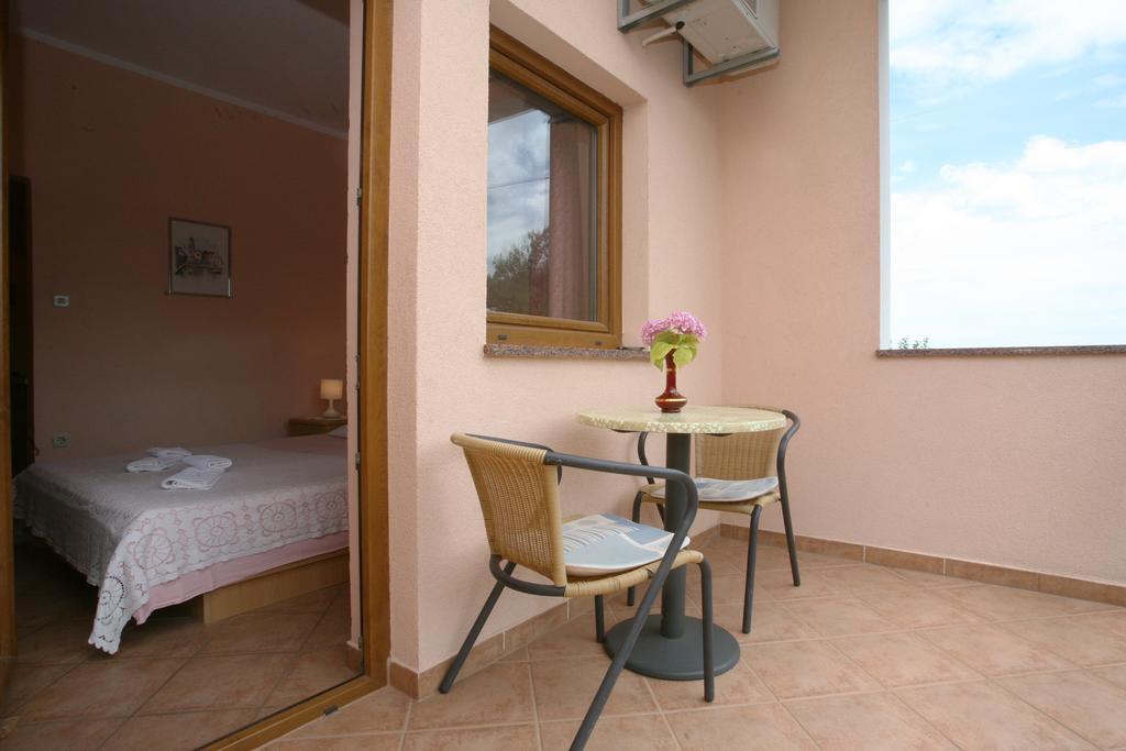 Apartments Neda - Porec South Номер фото