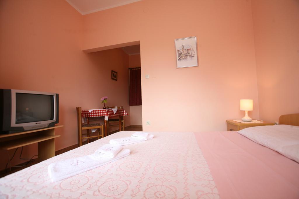 Apartments Neda - Porec South Номер фото