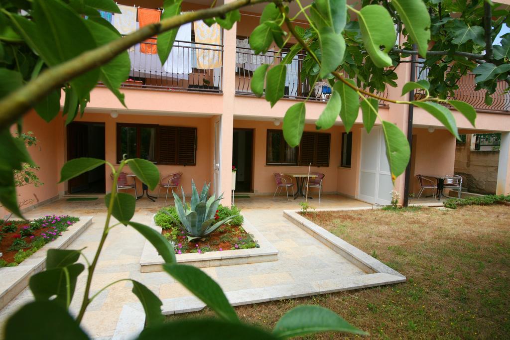 Apartments Neda - Porec South Номер фото